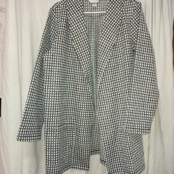 Christopher & Banks Jackets & Blazers - Christopher and Banks Warm knit Houndstooth print jacket, loose fit XL